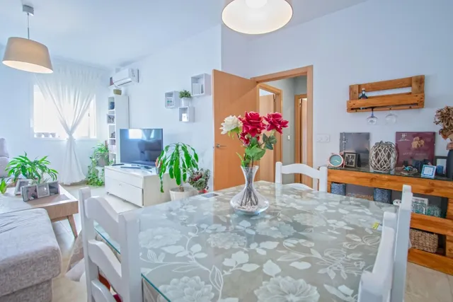 Magnifico piso en Tomares, en edificio Zalema con garaje y t - foto 4