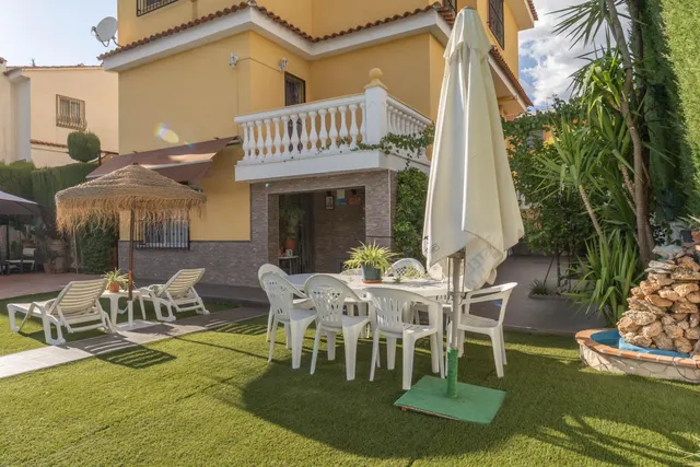 CHALET CON PISCINA Y JARDÍN A SOLO 10 MINUTOS DE GRANADA - foto 5