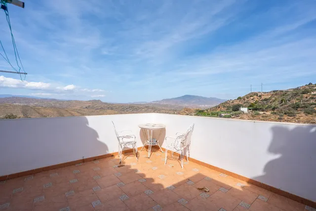 Casa con parcela en perfecto estado — 20