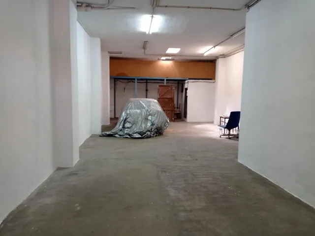 21 Inmobiliarias vende local  en avenida cami nou — 8