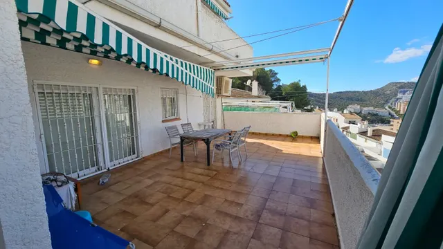 Apartamento de tres dormitorios en Montbenidorm — 4