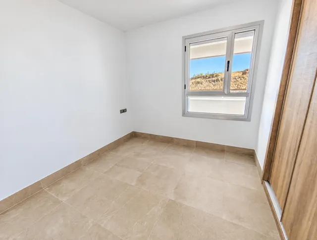 Un ático dúplex donde el espacio interior y el exterior forman parte de la misma casa — 18