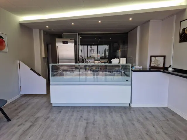 Local comercial 119m² en venta - Sant jaume-gasolinera - foto 2