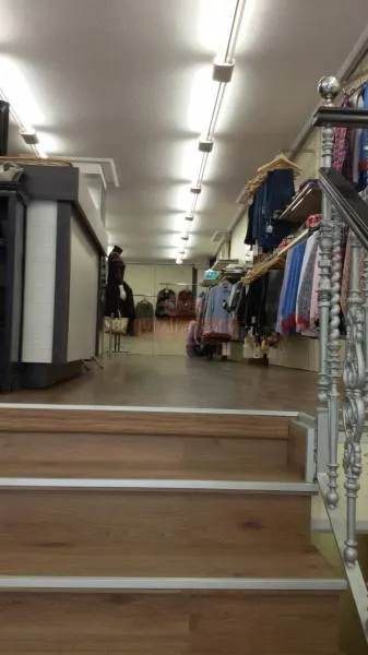 LOCAL COMERCIAL EN ALQUILER ZONA PREMIUM COMERCIAL — 5