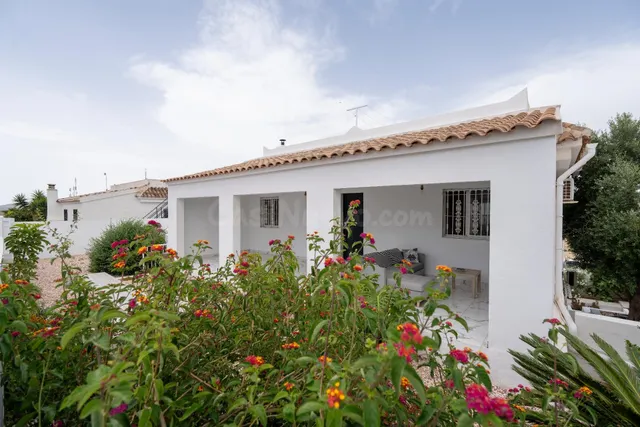 Villa Fortuna Deluxe totalmente reformada de 4 dormitorios y - foto 2