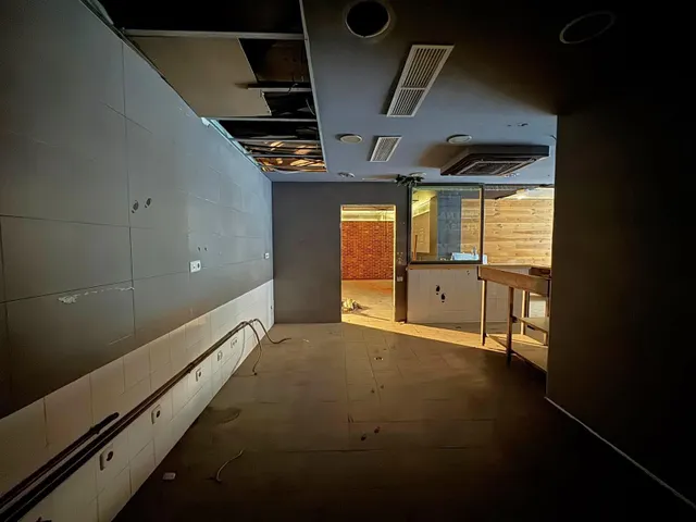 Local Comercial Exclusivo en la Mejor Ubicación de Gandía — 3