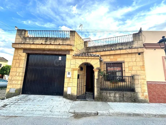 ¡OPORTUNIDAD ÚNICA EN GUILLENA! - foto 2