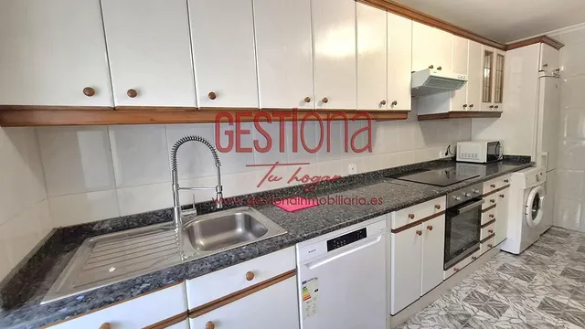 CASA COMPLETAMENTE REFORMADA EN ARENAS DE IGUÑA. — 14