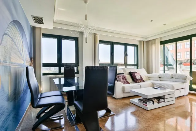¡Exclusivo ático en Mont-Olivet, Valencia! - foto 5