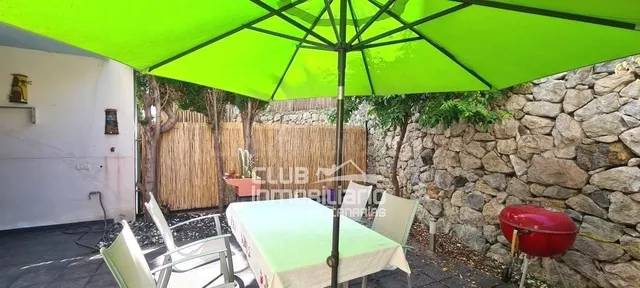 Bonito adosado en Urbanización privada con piscina y gimnasi - foto 4