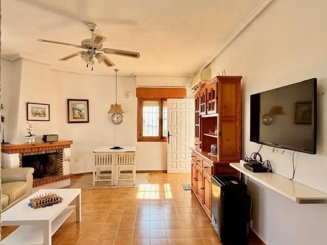 Villa independiente orientada al sur con piscina privada en un terreno de 502 m2 – Ciudad Quesada — 18