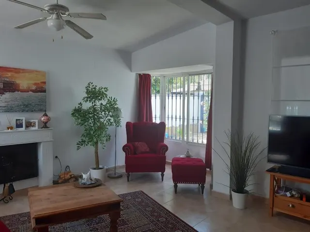 Villa Rosa — 12