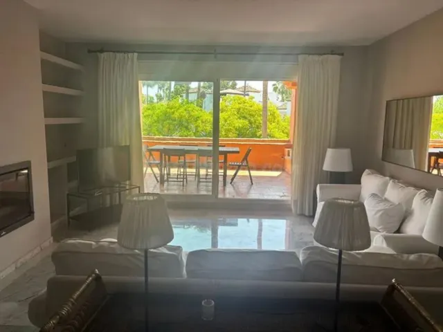 Apartamento 2 habitaciones 160m² en venta - Whater Gardens