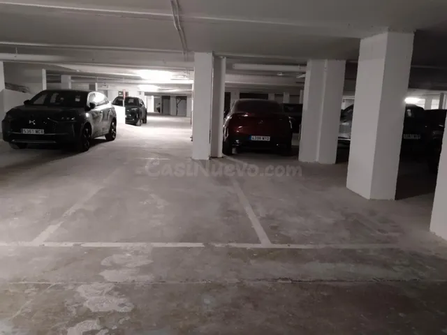 ALG119 - DOBLE PLAZA RAYADA DE 22M2 EN PRIMER SOTANO EN CALL