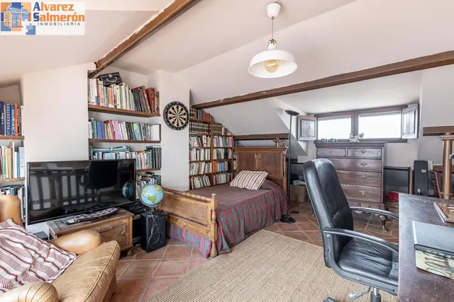Casa única en Granada capital. — 21