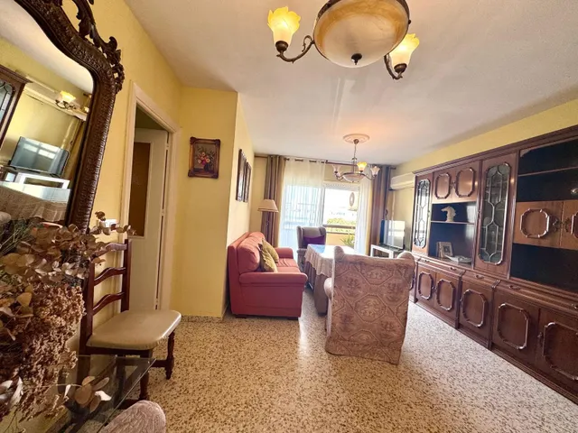 Se vende piso en av. duque de abrantes — 25