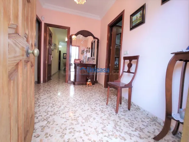Estupenda casa independiente de una planta más semisótano en - foto 4