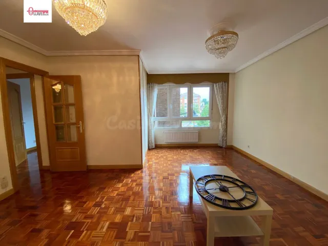 En Burgos C/ Alfareros. Se alquila precioso piso de cuatro h - foto 3