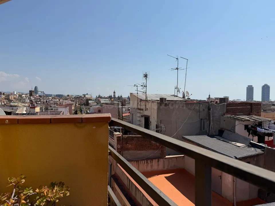 Ático de 1 habitación en el centro de Barcelona