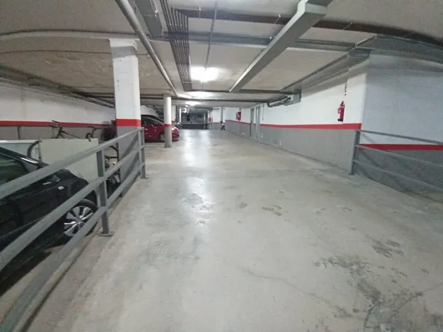 PLAZA DE PARKING EN CALLE RAMON LLULL SENTMENAT — 9