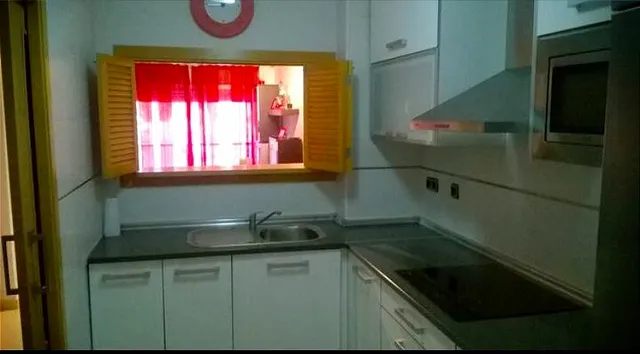 Piso de tres dormitorios en Av. Sudamérica — 7