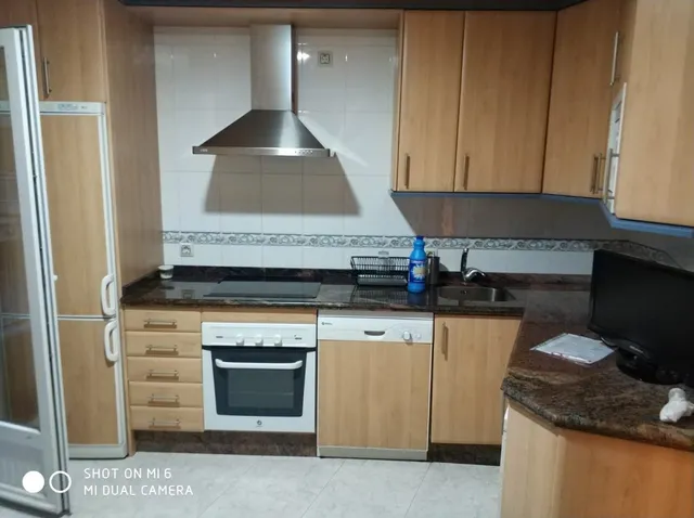 SE VENDE AMPLIO PISO EN EL CENTRO DE VALENCIA DE DON JUAN, A