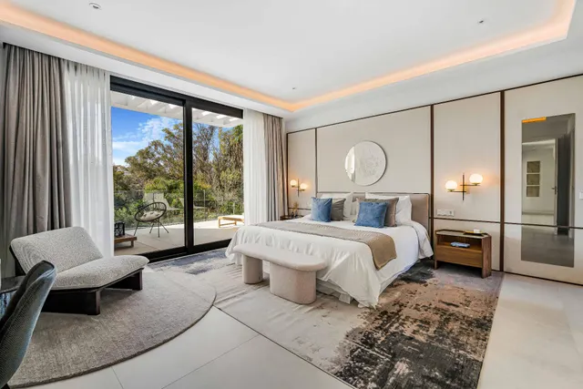 Contemporanea villa en Milla de Oro, Marbella — 15