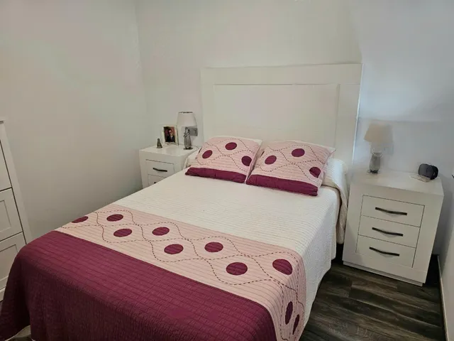 Casa practicamente nueva, toda en una planta, muy buenas calidades y con terraza de 20 m2 — 26