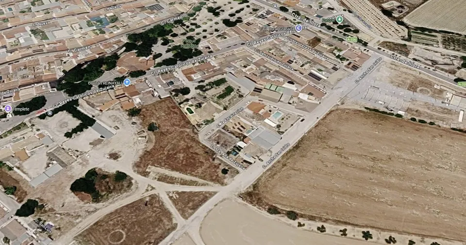 Venta casa en Pinos Puente (Granada)