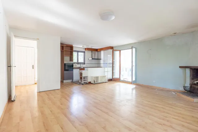 Casa con piscina privada en la urbanización Eucaliptus. — 7