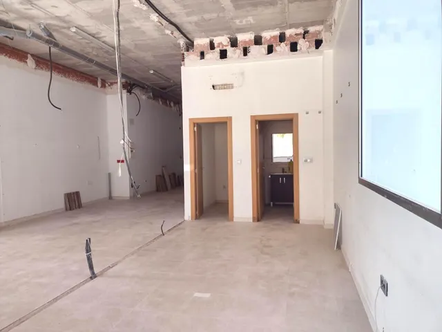 ¡Se alquila local comercial en Puente Tocinos! — 9