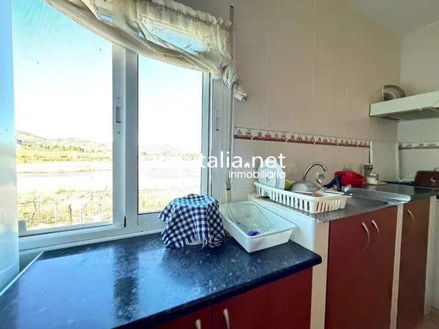 Casa con explotación agrícola en desuso - foto 5