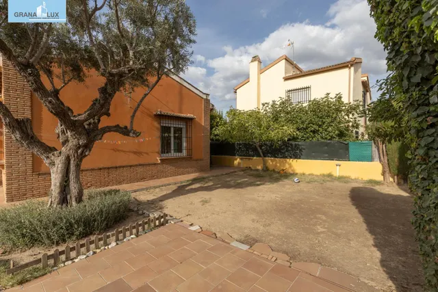 Exclusiva vivienda con piscina en Viñas del Rey — 50