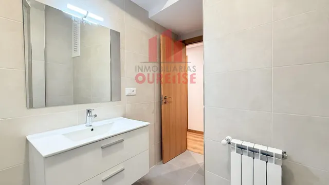 VIVIENDA REFORMADA INTEGRALMENTE EN LA ZONA DE A PONTE — 26