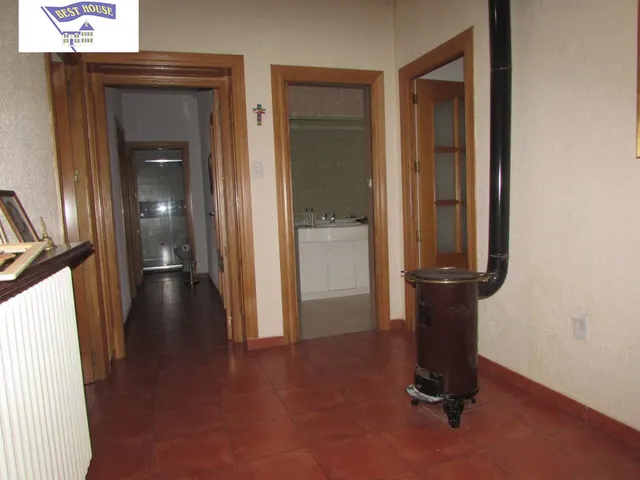 CHALET CON 2000 M2 DE PARCELA — 27