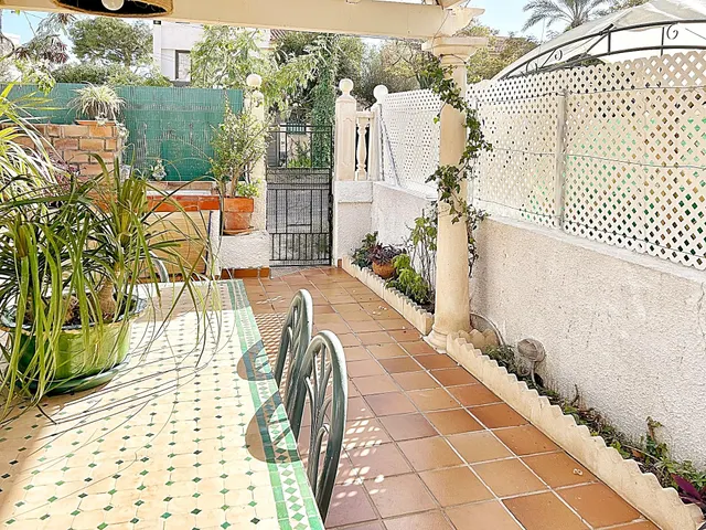 Chalet en Santa Pola del este — 6