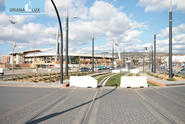 Magnifica vivienda con garaje en vergeles, junto a palacio de deportes — 20