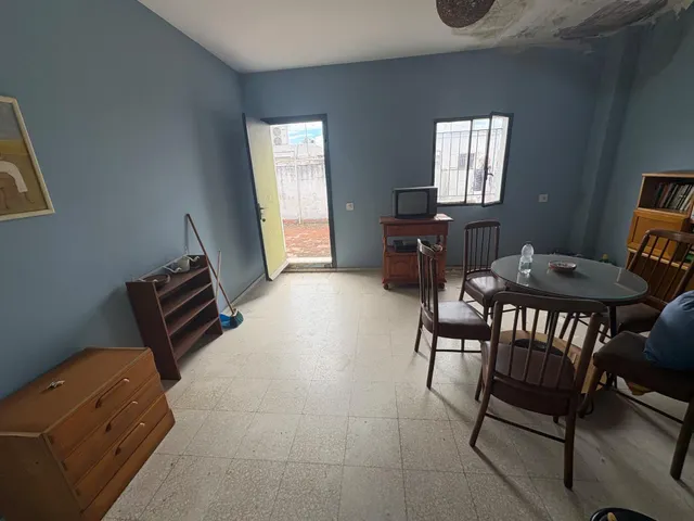 GRAN VIVIENDA DE CINCO DORMITORIOS Y DESPACHO, EN PLENO CENTRO, MUY CERCA DE LAS TENDILLAS, GARAJE INCLUIDO!!!! — 32