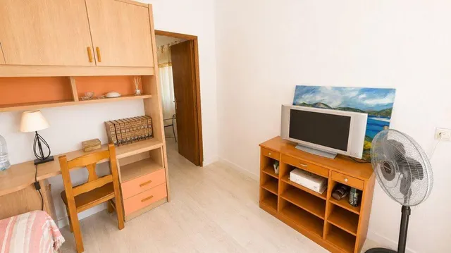 MAGNIFICO CHALET ADOSADO CON GRAN PARCELA, JARDIN Y PISCINA PRIVADA — 24