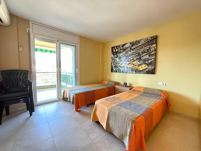 Exclusivo piso con dos terrazas, 3 habitaciones, piscina y maravillosas vistas en playa de aro — 13