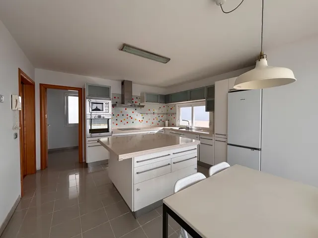 Magnífico chalet independiente con vistas al mar y piscina en Radazul. — 24