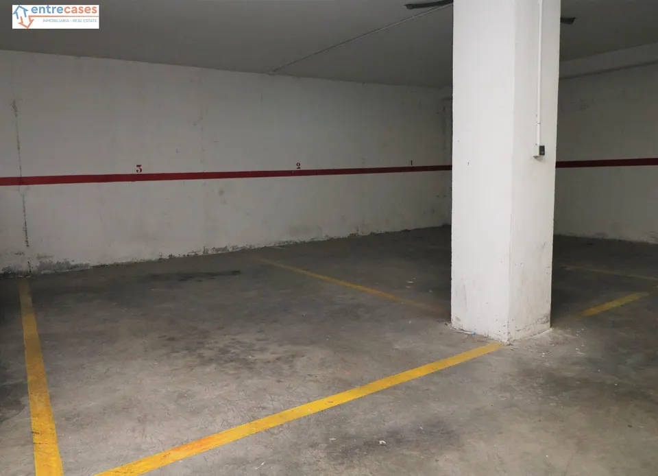 PLAZA DE PARKING EN PUERTO SAGUNTO