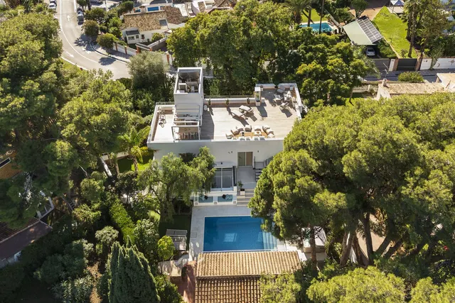 Chalet 6 habitaciones 310m² en venta - Marbella — 17