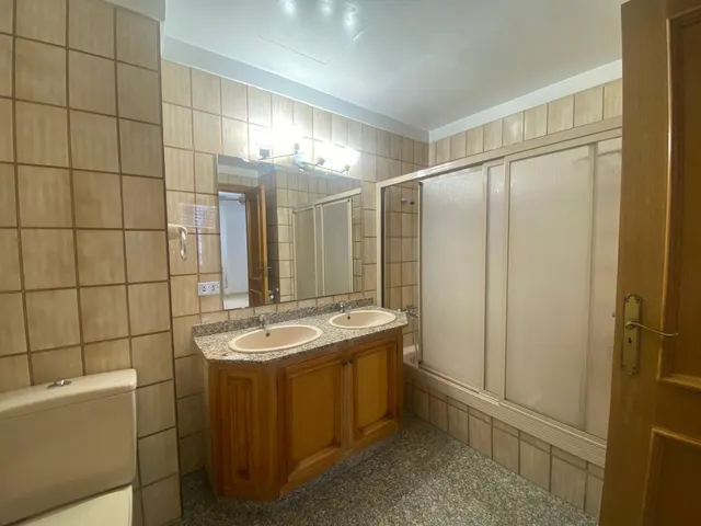 ✨ Amplio piso con gran potencial en Santa Catalina ✨ — 38