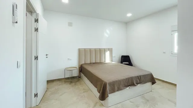 Chalet de lujo en venta en Benidorm: 6 dormitorios y 4 baños dividido en 2 casas independientes — 19