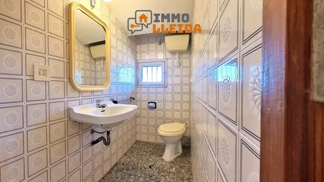 OPORTUNIDAD Casa con mucho terreno y varios garajes — 7