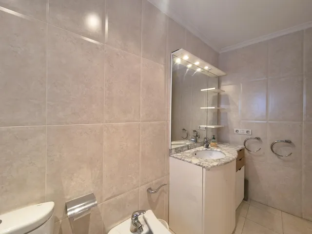 PISO DE CUATRO DORMITORIOS EN PLENO CENTRO DE CASTELLÓN — 21