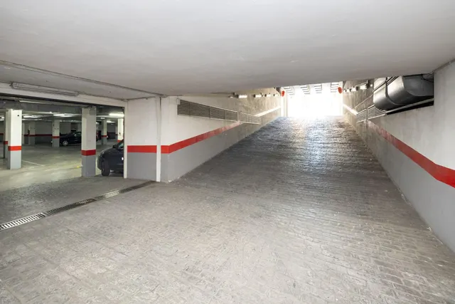 Apartamento tipo loft con garaje incluido y piscina en zona Parque Lagos — 30