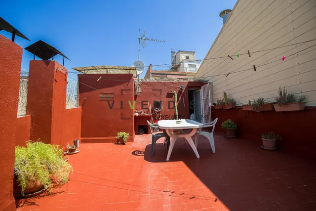 Casa con historia en el casco antiguo de Sant Andreu de la Barca — 29
