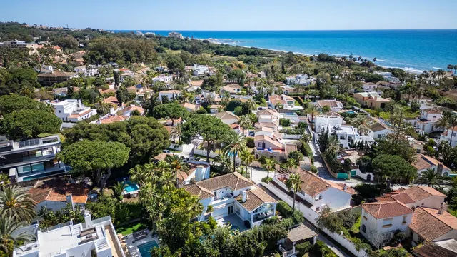 Chalet 3 habitaciones 346m² en venta - Marbella — 31